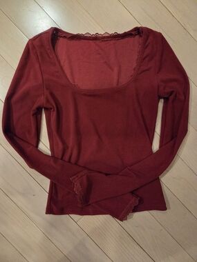 Women’s Dazy Scoop Neck Long Sleeve Top - Burgundy *PLS BUY WITH ANOTHER ITEM*